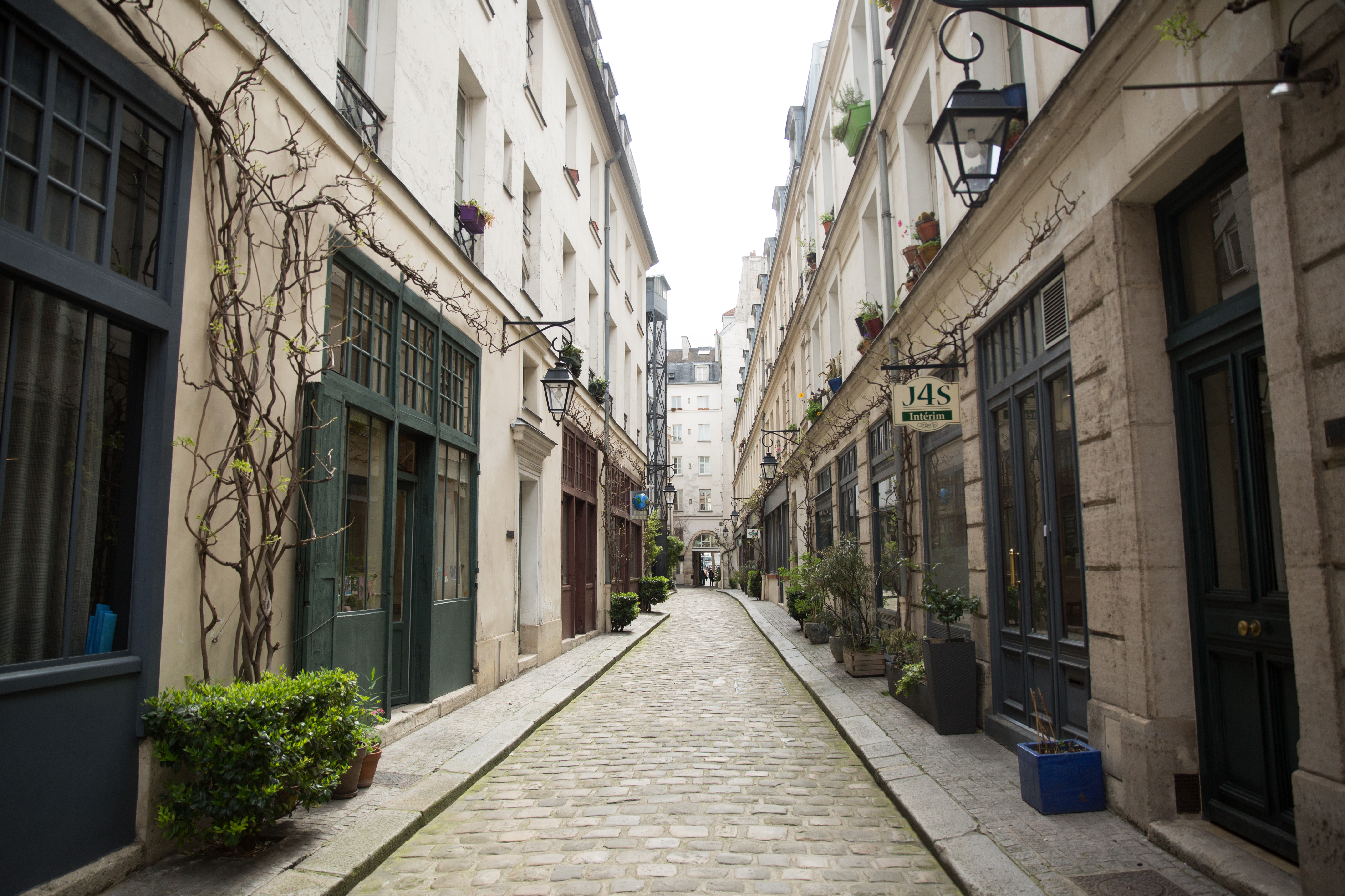 city guides paris à ne pas manquer 11e